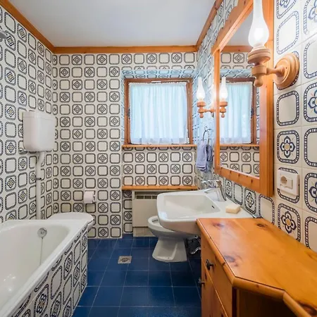 Alice Nel Paese Dell' Armentarola Holiday home *